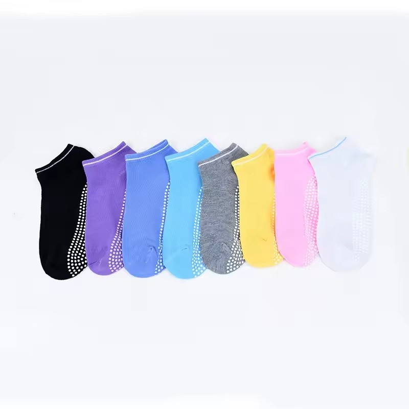 1-3 pairs Women Anti-Slip Sock - Trampoline Park Sock 评论和价格